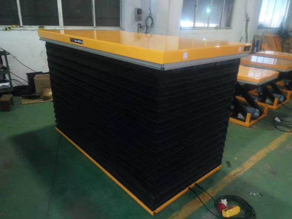 ETY low-profile electric lifting table